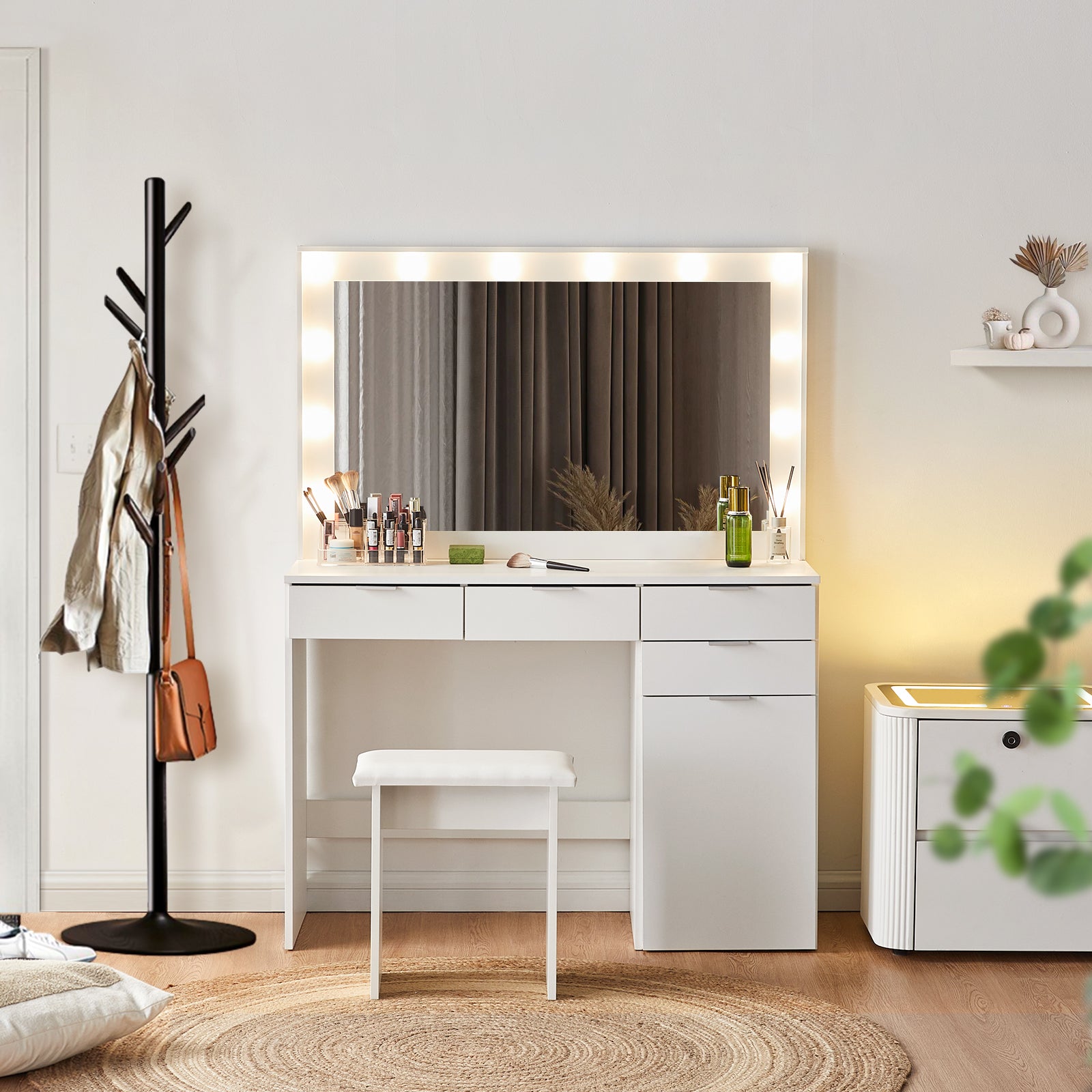 Hollywood White Dressing Table Set [4 Drawers]